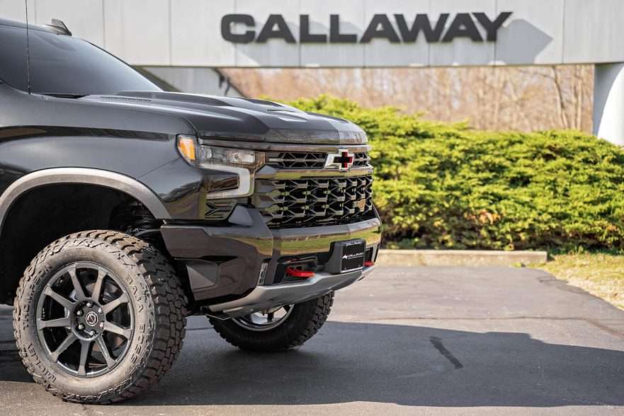 2023_ZR2_ front view grille_sm