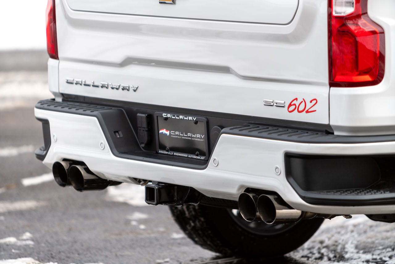 Dual-Outlet Exhaust System with Quad Tips