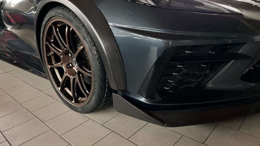 Callaway C8 Wide Body Package - Splitter/Flare Detail