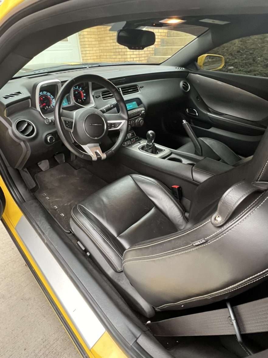 2011 Callaway Camaro SS SC572 - interior 1