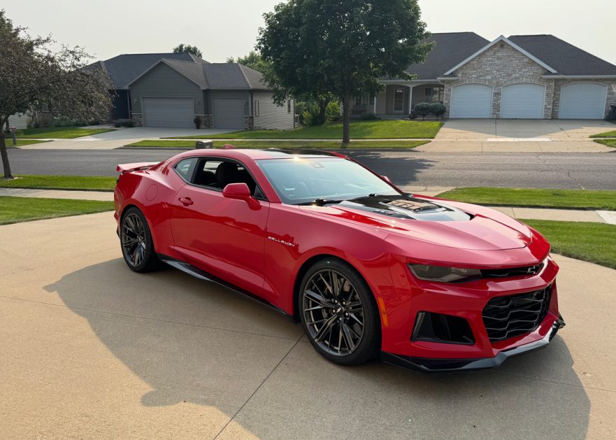 2019 Callaway Camaro SC750 - front 3/4 view
