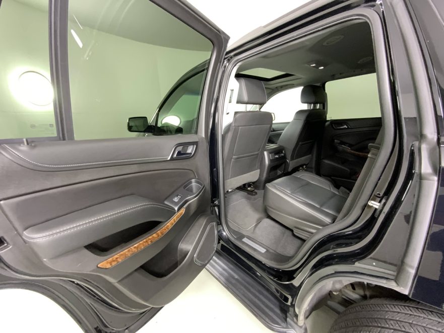 2019 Callaway Tahoe SC560 212794 - Rear Door