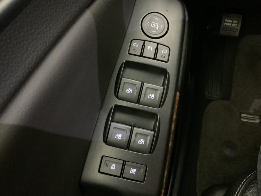 2019 Callaway Tahoe SC560 212794 - Driver Controls