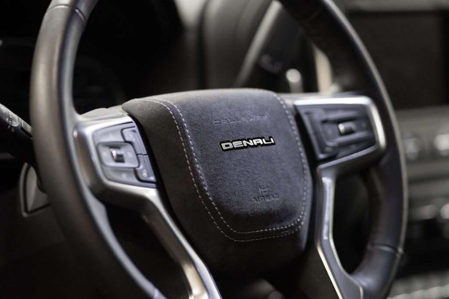 2026 Callaway Sierra RS - Air Bag Cover 2026 Callaway Sierra RS - Air Bag Cover