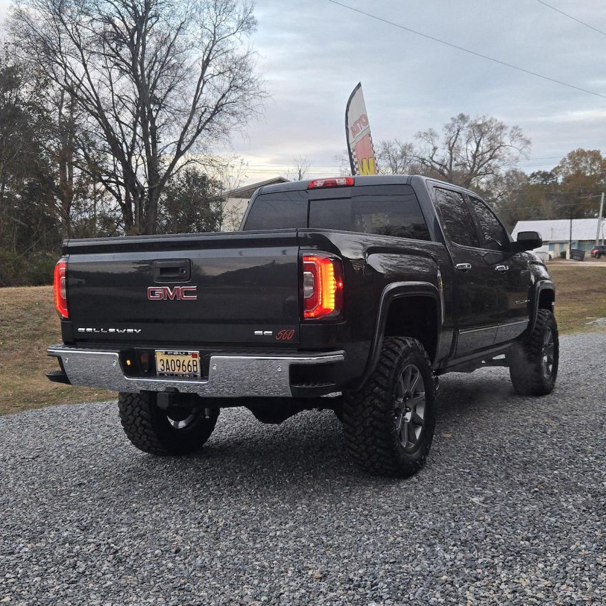 2018 Callaway Sierra SC560 - Rocky Ridge Edition