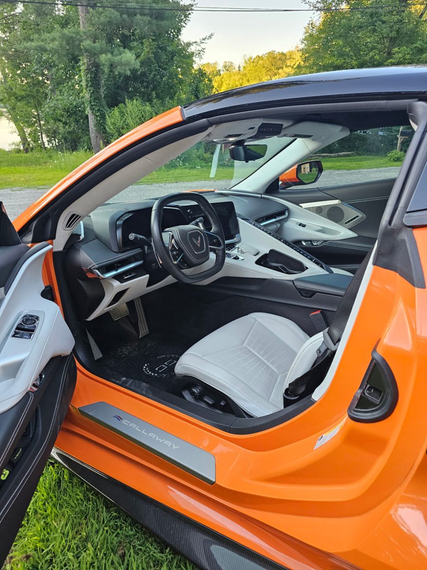 corv-124438-interior-2