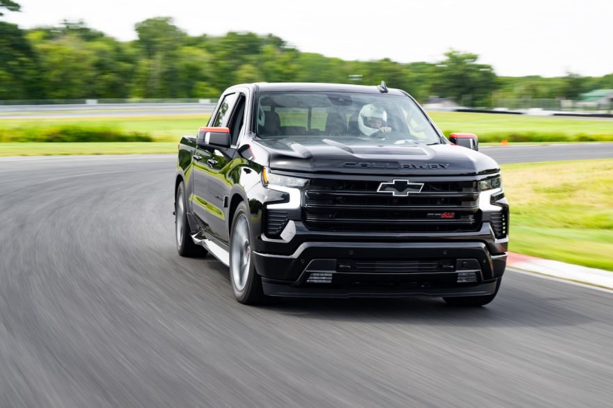 Waldoch-Callaway Silverado Launch Edition - On Track 8098 Waldoch-Callaway Silverado Launch Edition - On Track 8098